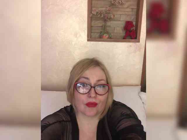 1Darina lesbian show - 08-08-2023