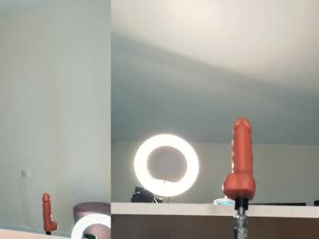 8_molly_8 ass play - 2023-06-09