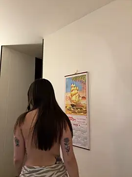 Alyshanon18 tits - 2026-01-18