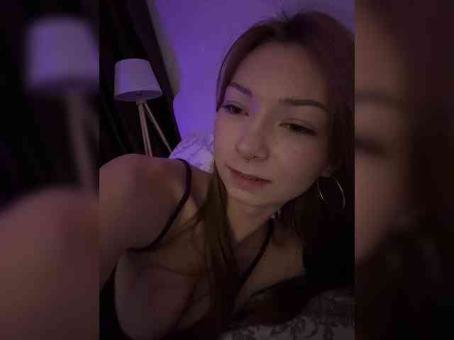 CrazyAleona squirt show