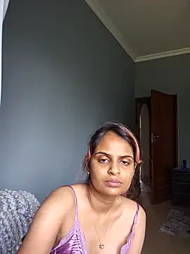 DirtySnowball69 tits camshow