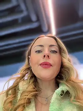 EmaSalis facial show