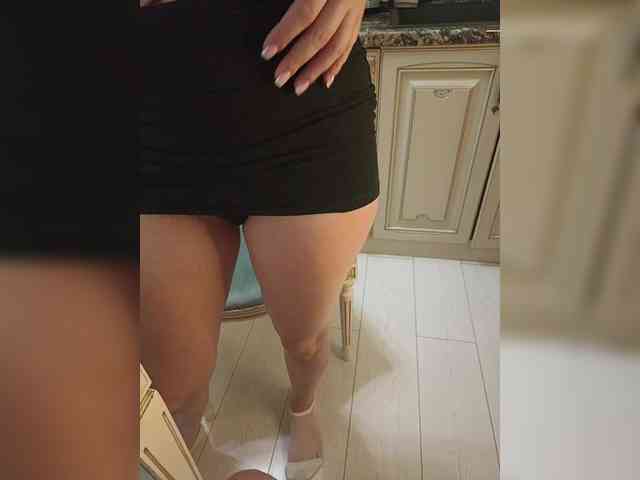 Gerda-and-Kai footjob show - 2023/09/04