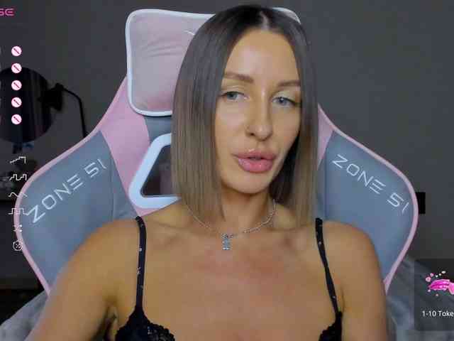 HannaChardger squirt show