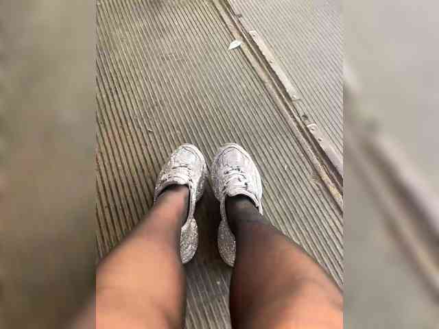 KarolinaMilf dildo camshow