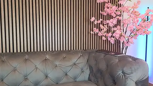 Lara-CumKitten dildo - December 19 2023