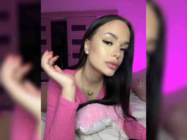 Lola-Li pussy play camshow - November 12 2024