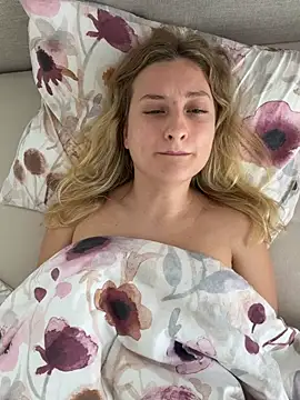 MileySummer pussy play