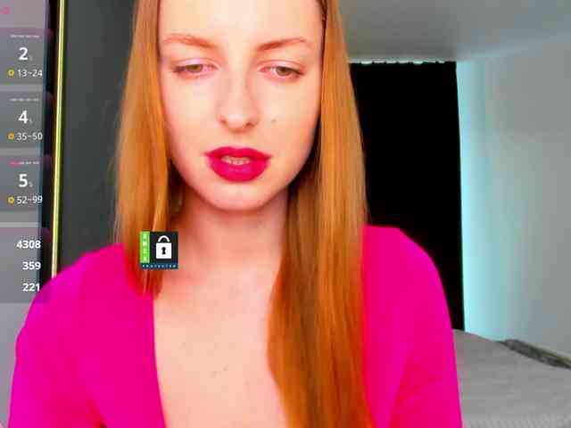 MissFentasy1 oiled show