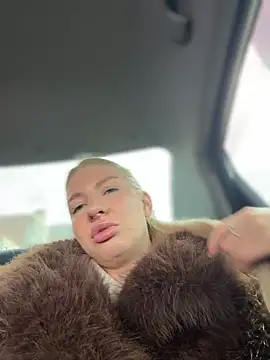 NewLale private show