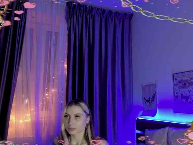 TianaFlower  camshow - 10/28/2025