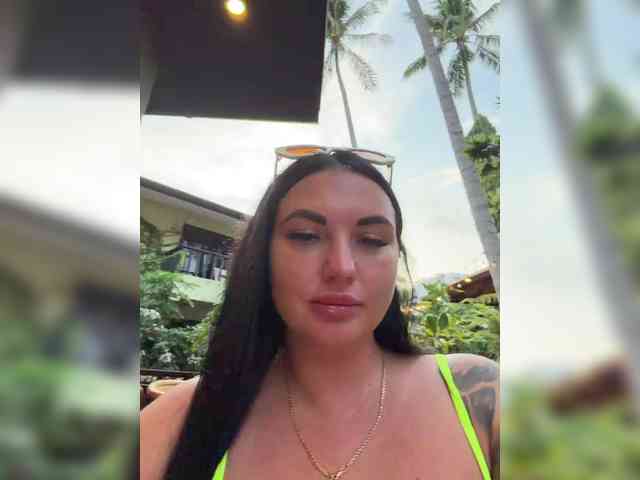 TokionaJoe private show