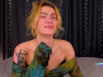 _a_n_n_y_ tits show - 03-31-2025