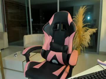 _veenus big load show