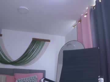 Alannathomson toy fun - 06.09.2023