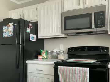 Amysmilez ass play camshow