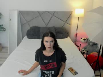 Blueeyeslexxxy anal - 18 July 2024