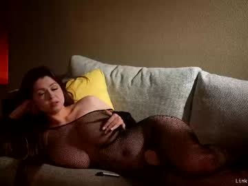 Cheryl_pride fingering