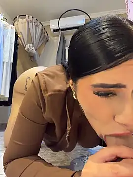 Clarachanelricek pusssy