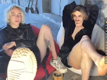 Cock_and_lock edging