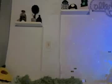 Damn_that_booty anal camshow