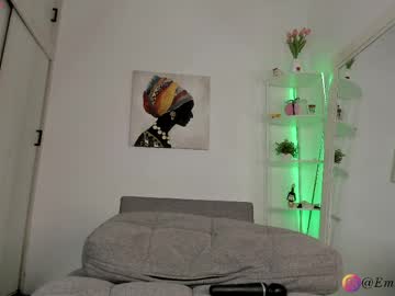 Emma_backer_ tits and ass