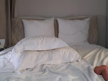 Ericamiracle15 lesbian show