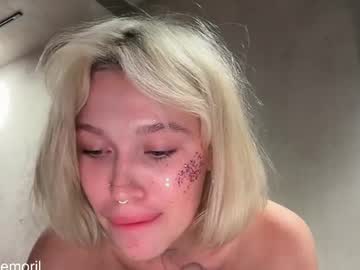 Golden_alinee oiled - 2023/08/15