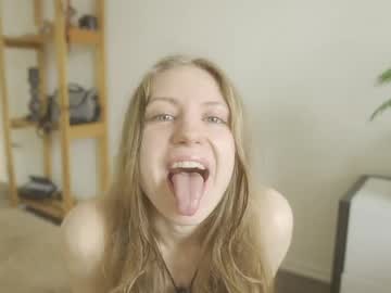 Hotchillylovers group show