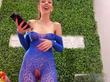 Hotfallingdevil deepthroat