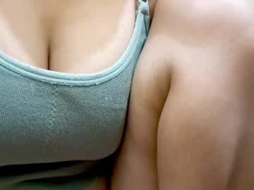 Iamsomeone1234 threesome show - 2023 December 23