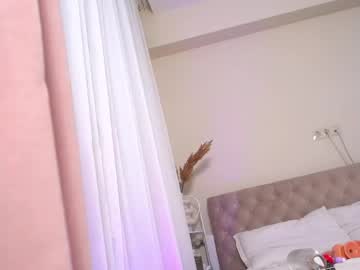 Islandladies fingering camshow - 12.16.2023