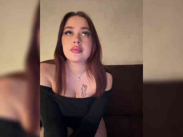 Karolina7 cumshot camshow