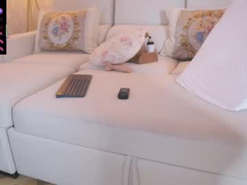 Kellyfernandes premium - 23 August 2023