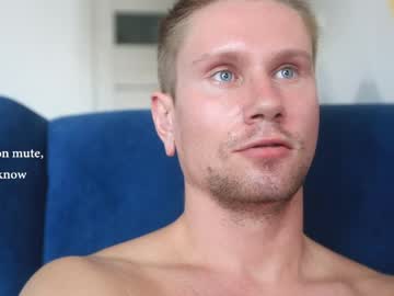 Kevin_park doggy and facial show