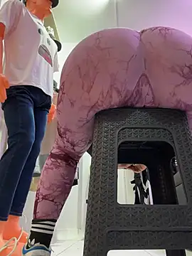 Kim_monti pussy play - 27/04/2023