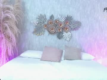 Lara_jeean self squirt