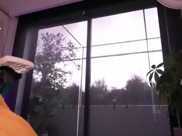 Lau__1 self squirt