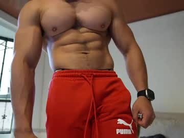 Maximohoot ticket show