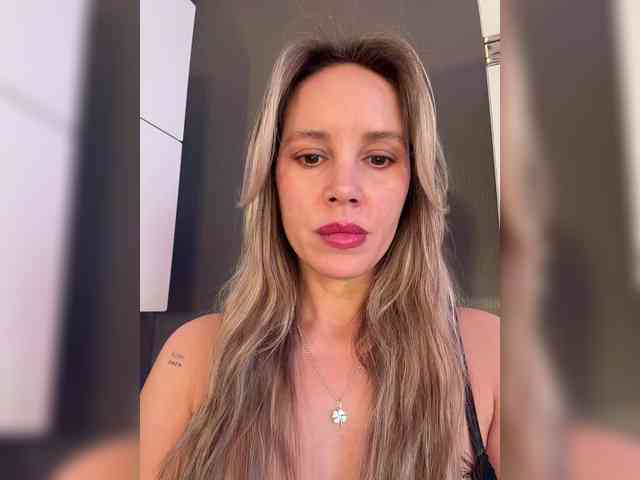 Meow-777 deepthroat camshow