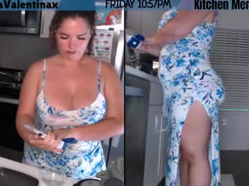 Milavalentinax with friend camshow