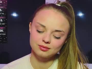 Misss_viki group show show