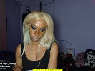 Mocha_ pussy play camshow