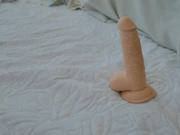 Natural_hairy toy fun camshow - 08/27/2023