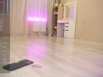 Queenelia solo masturbation