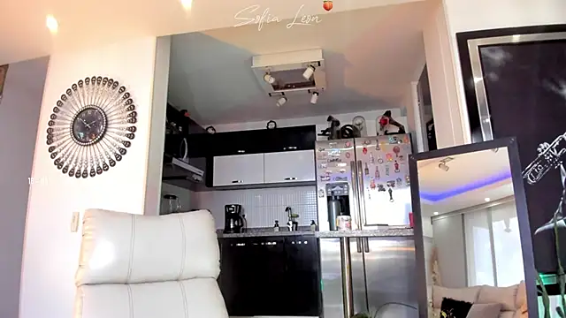 Sofiasexhot tits and ass