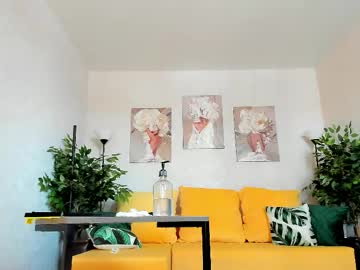 Super_peach lesbian camshow