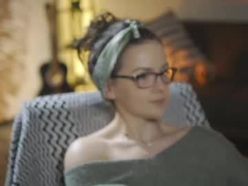 Tiffanyriox solo masturbation show